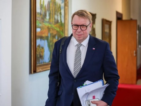 Důchody mají v lednu vzrůst jen o 270 korun. Vláda zvažuje řešení