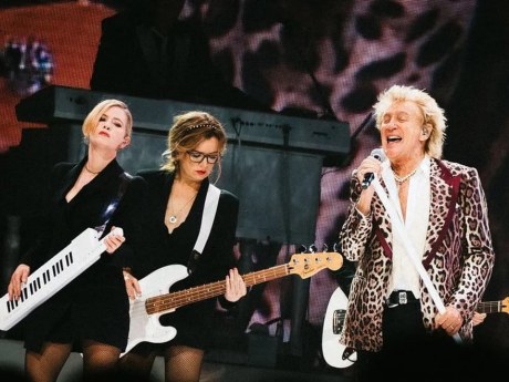 Rod Stewart míří do Prahy: poslední velké turné a vláčky v zákulisí