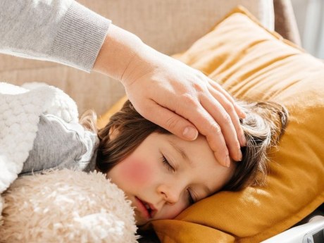 Pátá, šestá a sedmá nemoc: jak poznat horečku a vyrážku