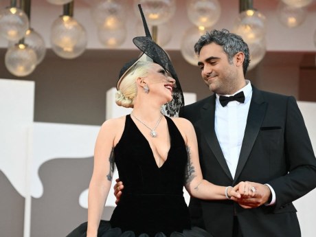 Lady Gaga se stala poprvé matkou, dítě má s Polanským