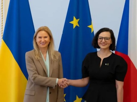Urbanová vyrazila do Kyjeva navzdory zamítnutí poslanců