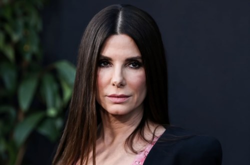 Sandra Bullock v slzách